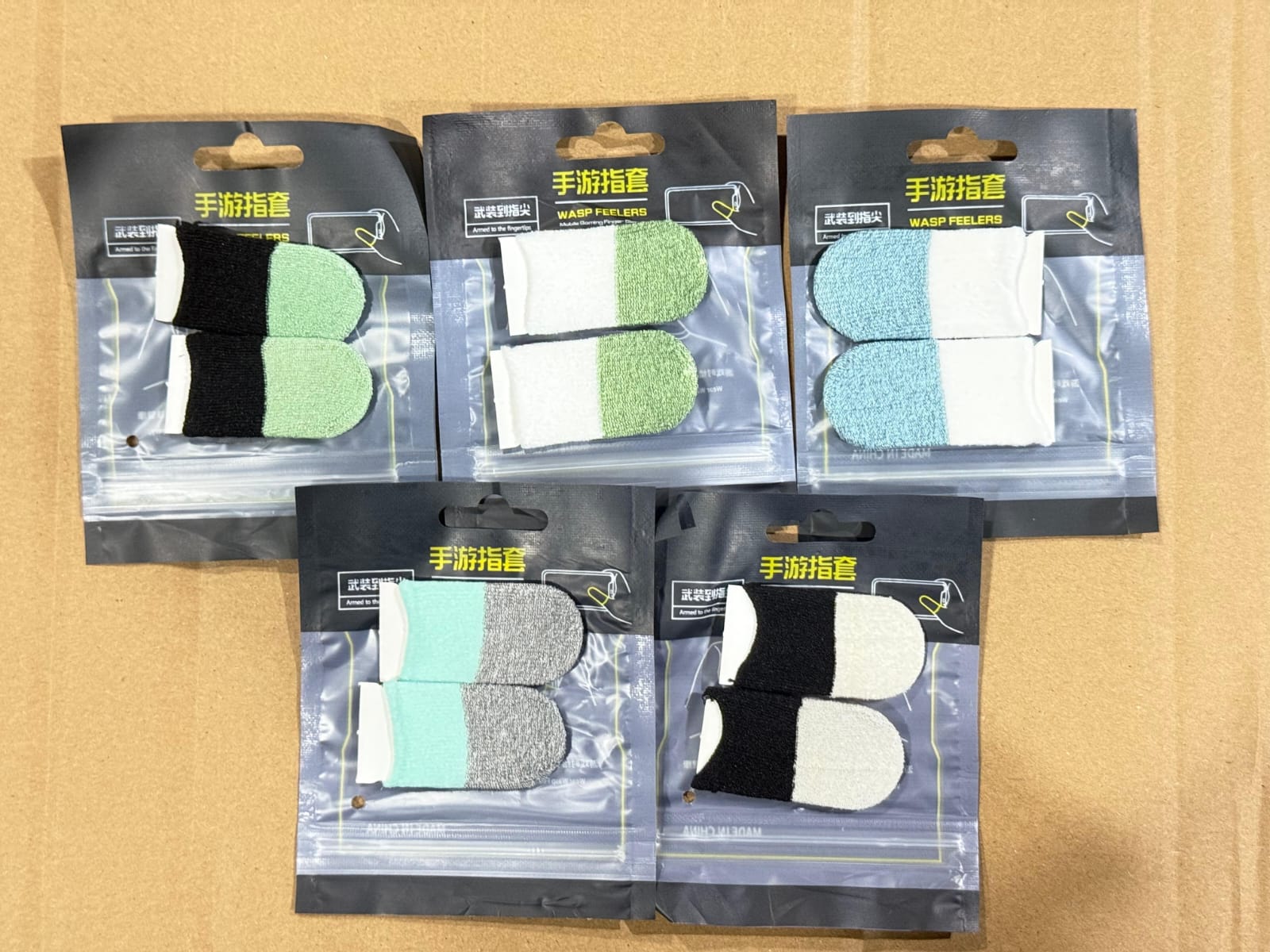 Premium Gaming Finger Sleeves Bundle 1 Pair Anti Sweat Touchscreen