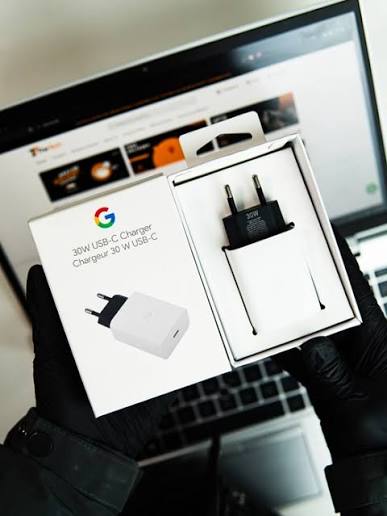 Google Original 30W USB-C PD Fast Charger with USB-C to USB-C Cable for Pixel 6, 6 Pro, 7, 7 Pro, 8, 8 Pro, Pixel Fold & USB-C Devices