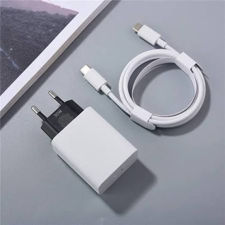 Google Original 30W USB-C PD Fast Charger with USB-C to USB-C Cable for Pixel 6, 6 Pro, 7, 7 Pro, 8, 8 Pro, Pixel Fold & USB-C Devices